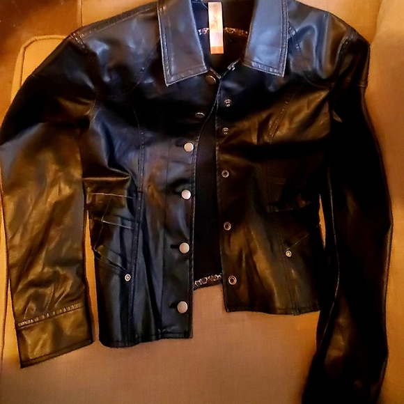 No Boundaries black polyester women's jacket - Picture 7 of 10